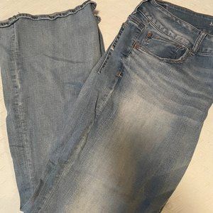 AE Artist Flare Jeans